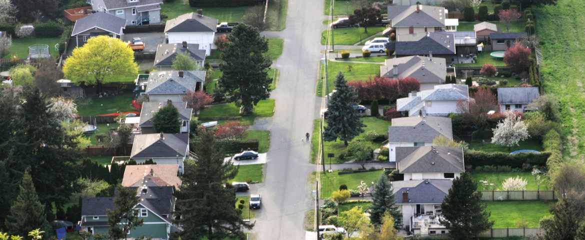 8 Things to Look for in a Neighbourhood Before You Make an Offer
